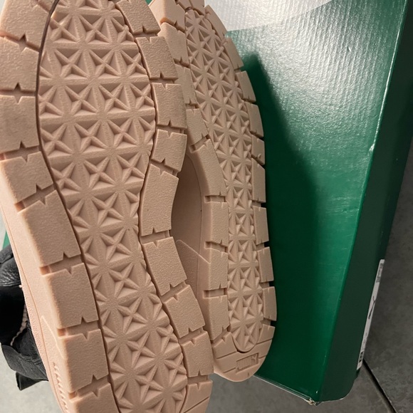 Puma Boots - Picture 3 of 5